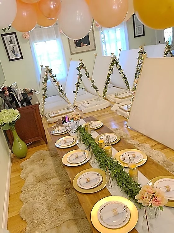 Balloon teepee sleepover party table by The Slumber Squad