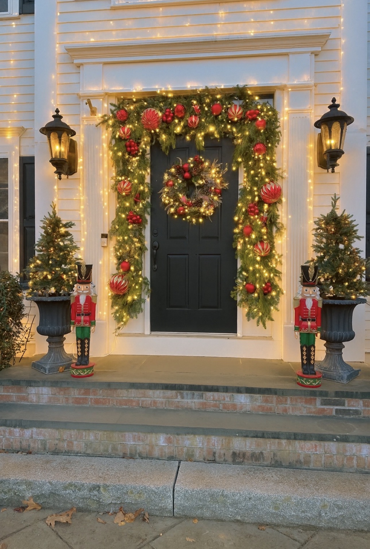Holiday Door decorating